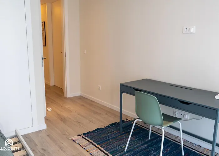 The Arborglen - 3 Bedrooms - アパート *