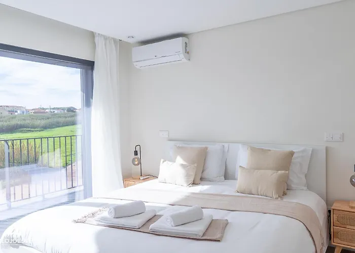 The Arborglen - 3 Bedrooms - アパート *