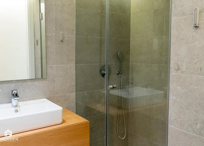 The Arborglen - 3 Bedrooms - アパート